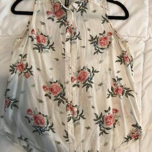 H&M flowered short sleeve blouse